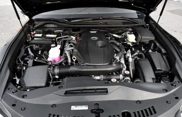 降价2万，2.0T+8AT+后驱，这款5米长合资中大型车，怎