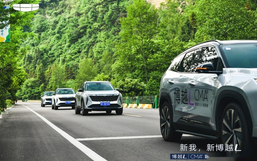 2.0T动力傍身+全套主动安全系统，你很难相信，这车只卖15万