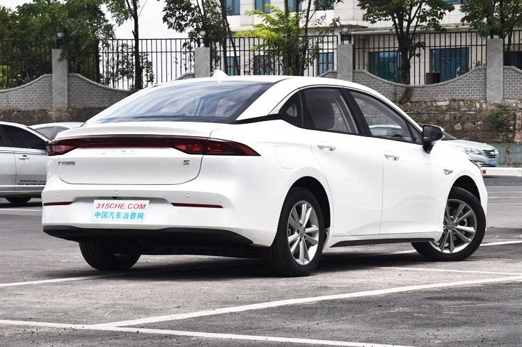 售价13.98万元 广汽埃安AION S炫 550正式上市