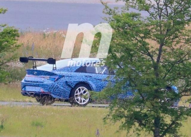 原厂最帅改装车，现代伊兰特TCR谍照曝光