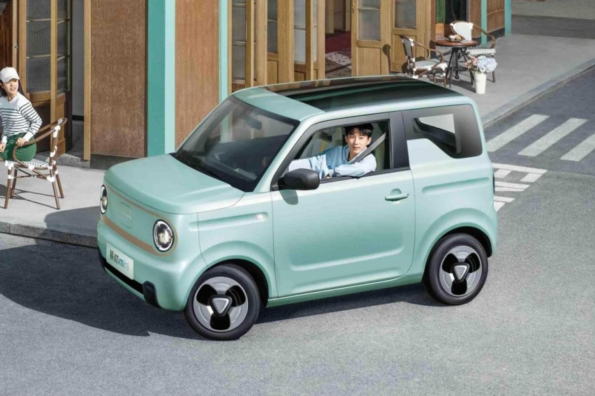 预算5万买微型纯电车 吉利熊猫mini和长安Lumin谁是最优选？