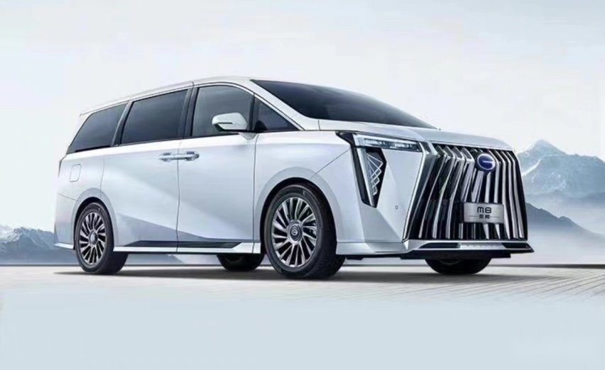 看着更尊、坐着更奢，传祺M8宗师系列上市 26.98万起