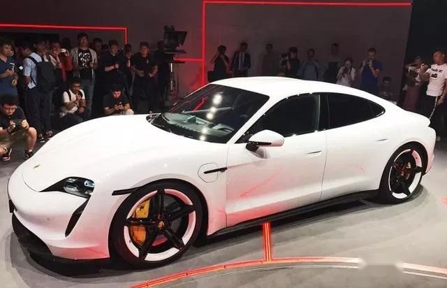 热度超过国产Model 3，这款电动车堪称2019年最耀眼的