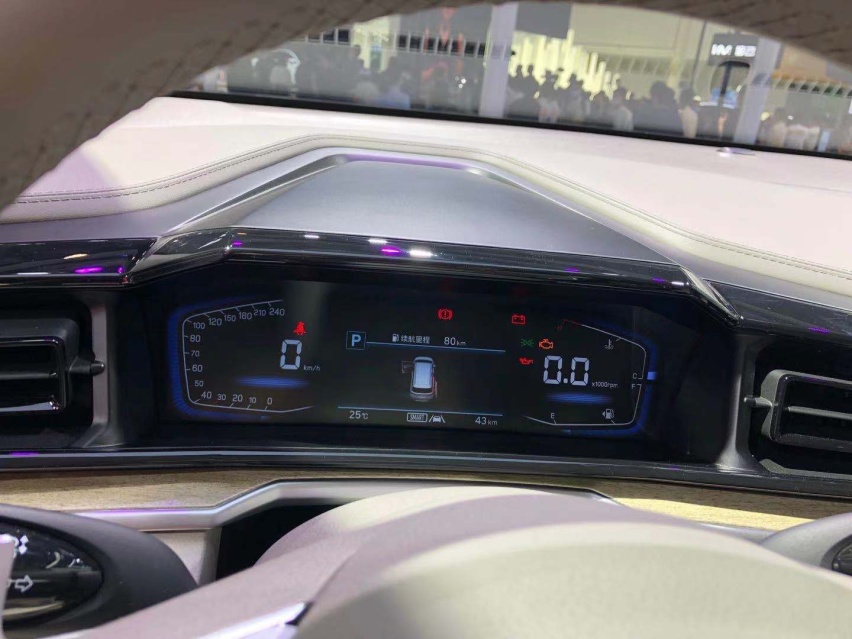 【成都车展】又一国产中大型MPV 赛那竞争对手 现代库斯途实拍解析