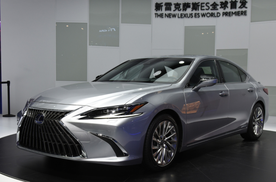 同属中大型C级豪华车，林肯Z和雷克萨斯ES260差距有多大？