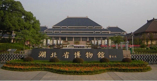 当途昂X遇到反差萌的Polo Plus+，感受不一样驾驭态度