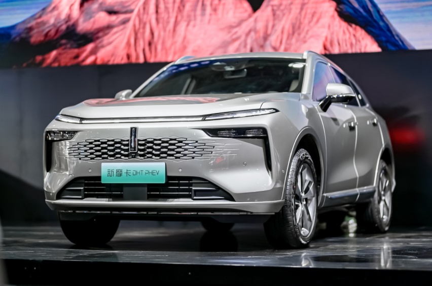 上来就是双旗舰 魏牌实力车型是要掀桌子吗？