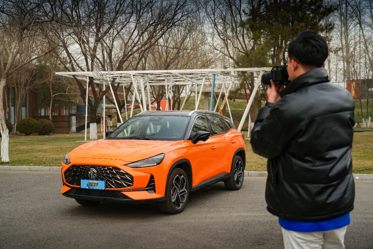 10�f(w��n)��(j��)�e��MG ONE���ֵ���ó������ܷ�ɞ���Yƽ�棿