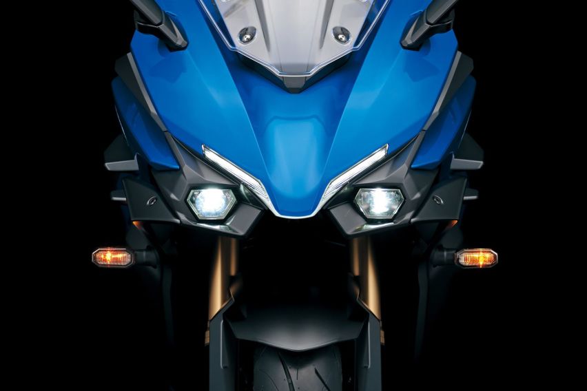 四缸动力152马力，铃木GSX-S1000GT休旅摩托，运动基因突出