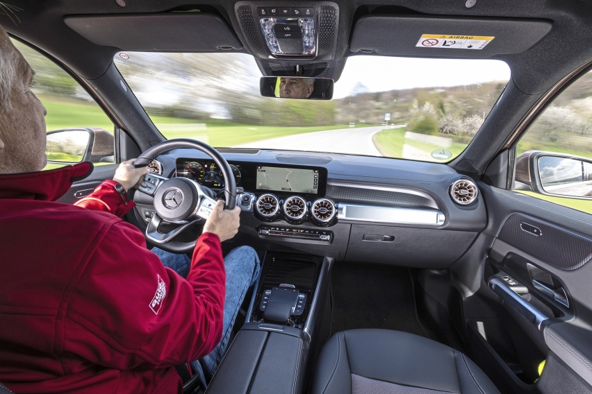 无尽的硝烟：奥迪Q4 e-tron、BMW iX1和梅赛德斯EQB