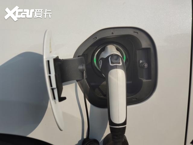 动力、操控当仁不让对手，WEY VV7 PHEV&VV7 GT PHEV双车试驾