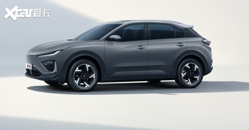 不到9万的纯电大五座SUV！新哪吒X上市 比亚迪元PLUS慌了吗？