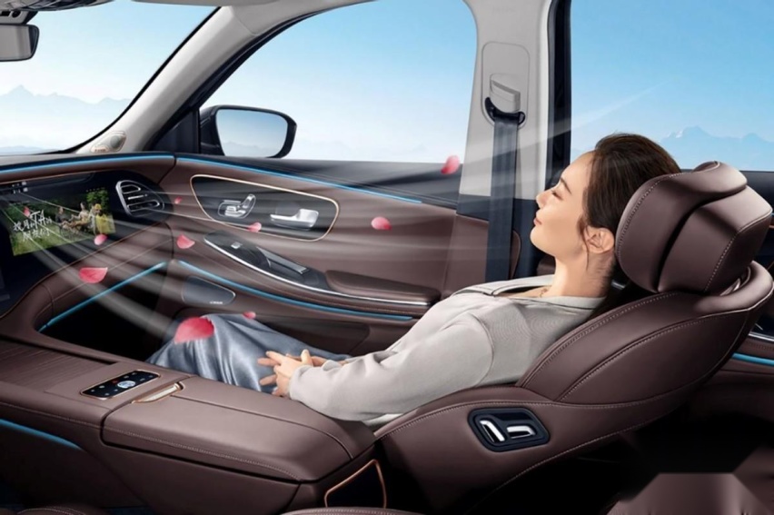 定位中大型SUV，加量不加价，全新星途揽月上市！