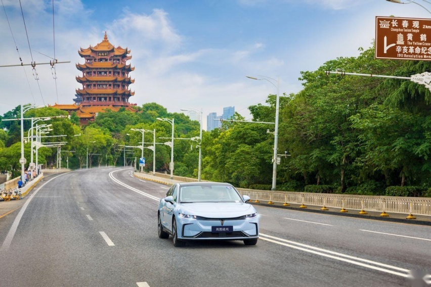 2023华中国际车展｜岚图追光武汉区域正式上市
