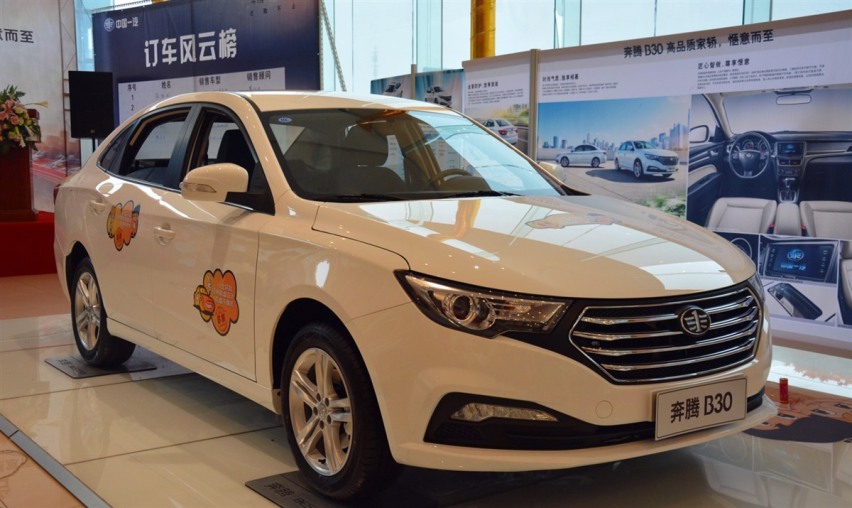 一汽奔腾 | 销量诡异、利润暴跌，“僵尸车型”救柳长庆于水火