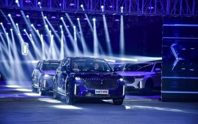 又一款国产中大型SUV，内饰媲美奔驰，15万会卖疯？