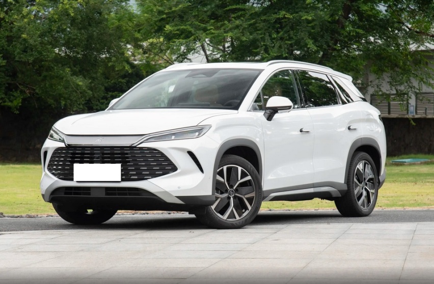 13.58万起，买中型插混SUV，亏电百公里油耗3.9L