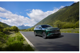 2026 款东风奕派 eπ008 六座 SUV，全家出行超自在