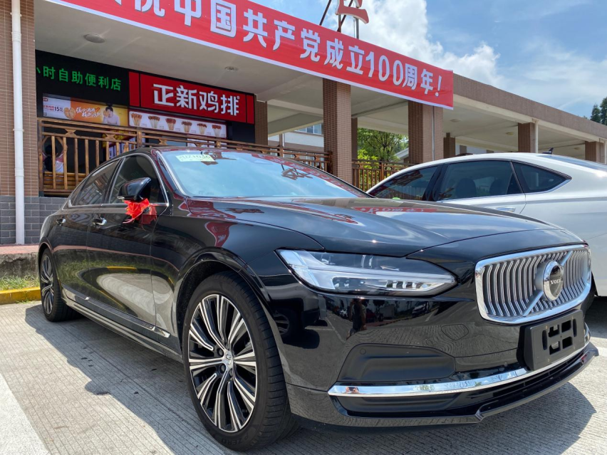 豪华C级车之争！实拍沃尔沃新款S90，奥迪A6L突然不香了