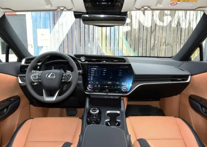 降价5100／续航520公里，纯电中型SUV雷克萨斯RZ 36.99万