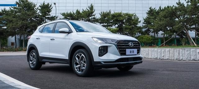 看着更顺眼了！第四代途胜2020款静态实拍|新车