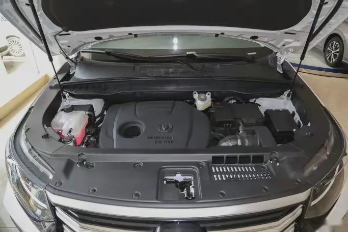 加量不加价！新款长安CS95上市，17.59万元起售