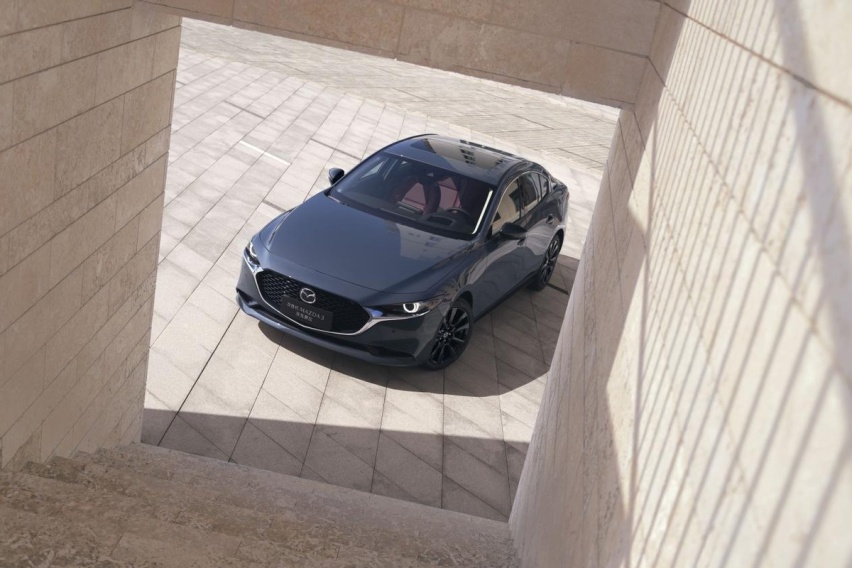 “黑化”仅是开始，次世代 MAZDA3 昂克赛拉驾趣再升级