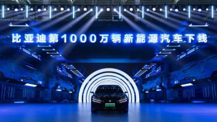 比亚迪：敢为30年 千万新能源