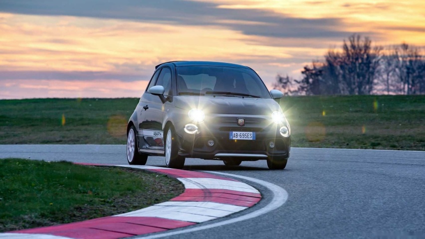 阿巴特Abarth 695 Esseesse收藏版发布限量1350辆