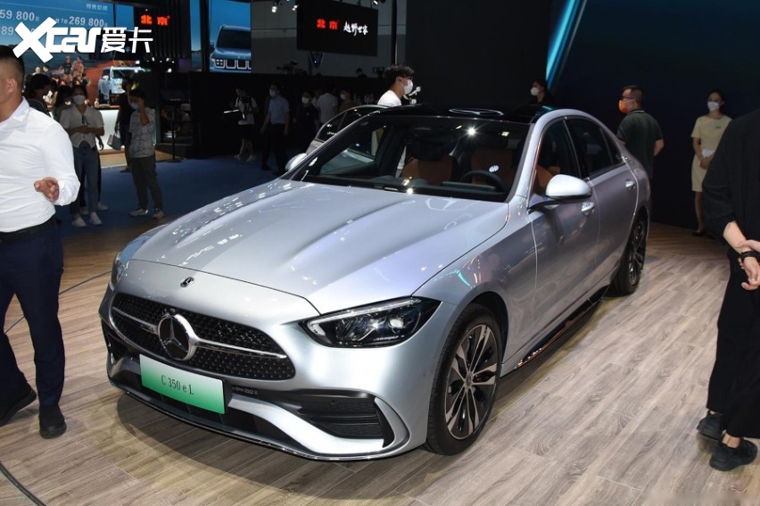 纯电续航过百,馈电油耗不高,奔驰c350el成都车展上市