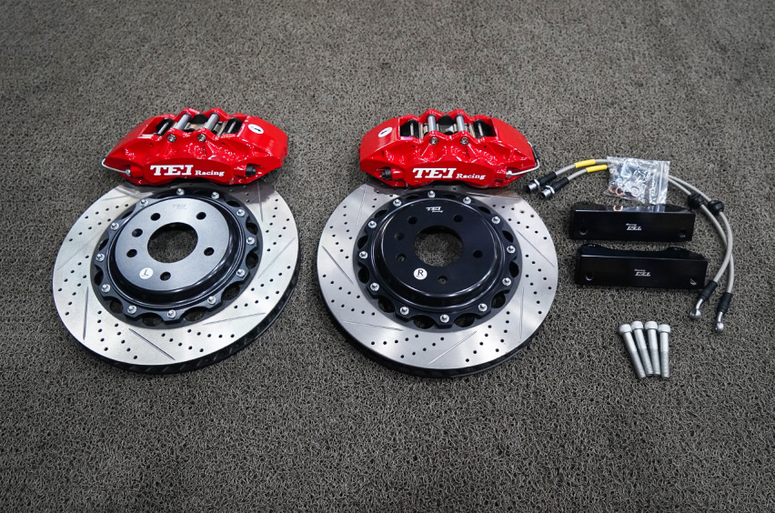 凯迪拉克CT4改装TEI Racing P60S刹车卡钳套件