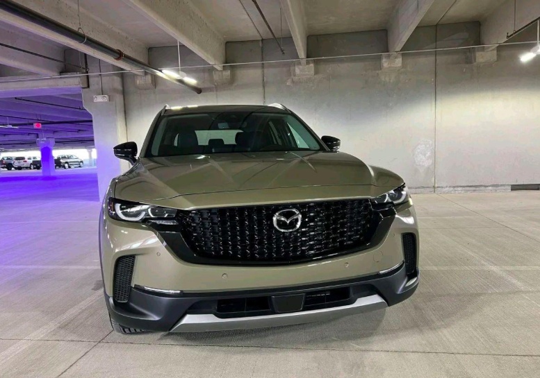海外实拍全新马自达CX-50，宽体车身，可选2.5升混动系统+电控四驱