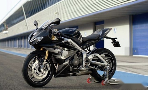 凯旋MOTO2三缸赛车市售版登场