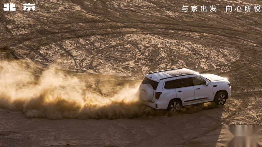 BJ60增程版上市，25.98万起售！硬派越野车也能省油了！
