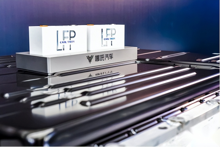 增程SUV哪吒L综合续航1300公里 售价12.99万起