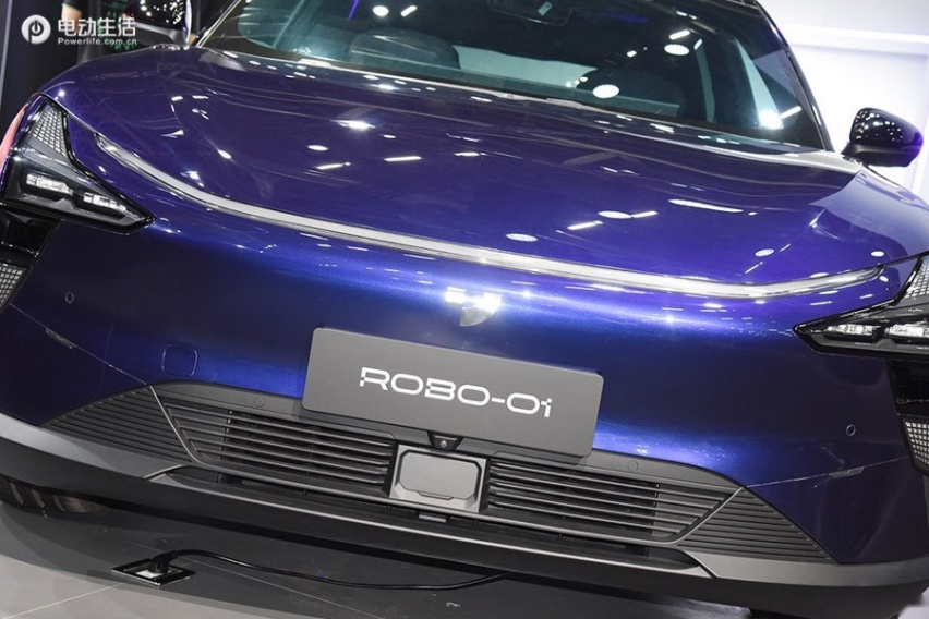 2022年广州车展：集度ROBO-01标准版实车