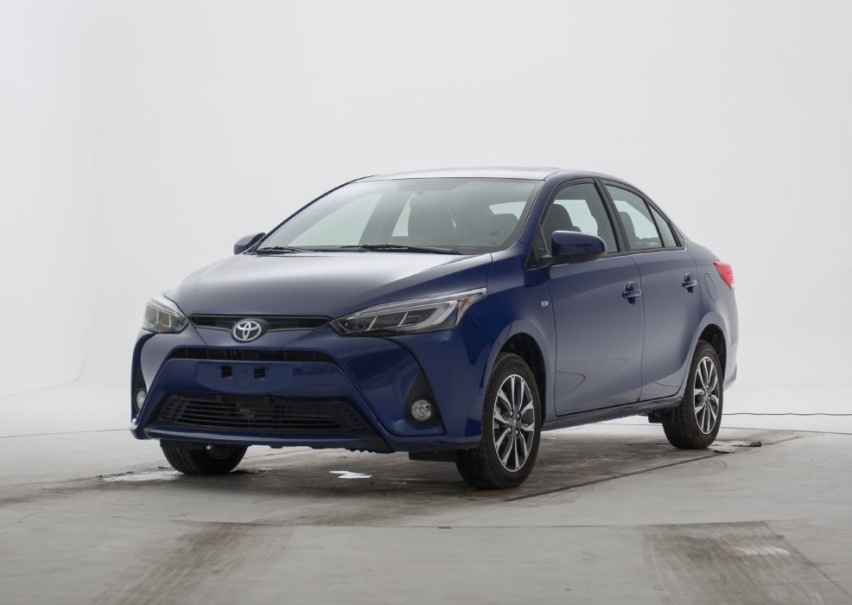 百公里油耗5.2L，买菜车可以选它！丰田YARiS L 致享