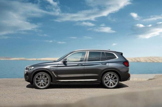 沃尔沃XC60和宝马X3两个“大犟种”，到底谁的坚持更迷人？