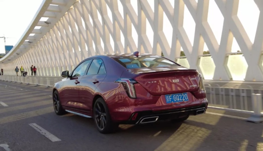 2.0T+8AT+纵置后驱还不行？凯迪拉克CT4怎么才能让年轻人买单？