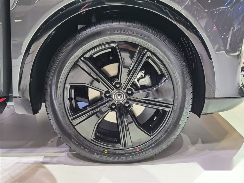 2021上海车展：全新长安CS55 PLUS成新晋网红