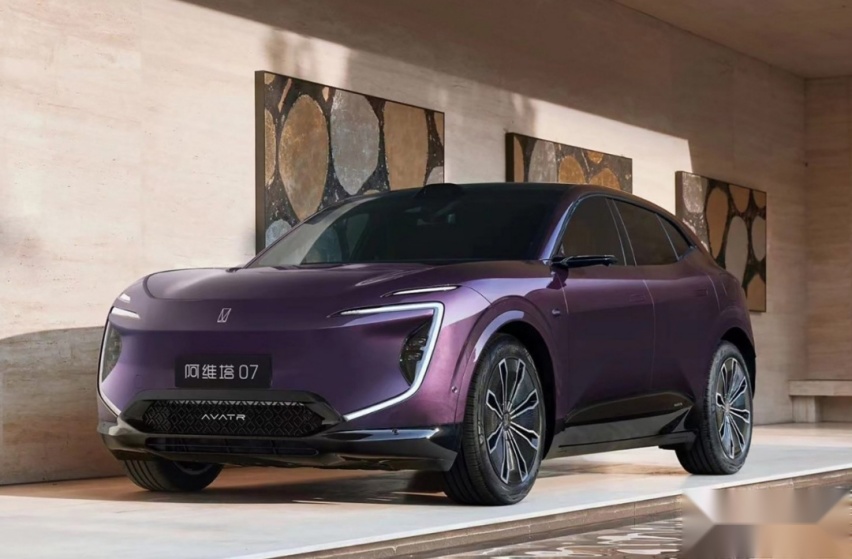 一周新车丨五菱推中型SUV，逍客迎来大改，阿维塔07内饰曝光