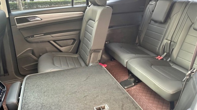 轴距近3米的合资SUV，花18万买二手大众途昂，值不值？