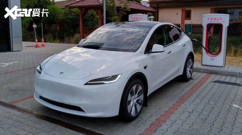 特斯拉又双叒降价,最高降1.55万!价格大战虽迟但到