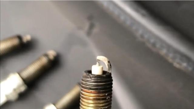 哈弗H6H7长城VV5VV6烧机油原因解决办法