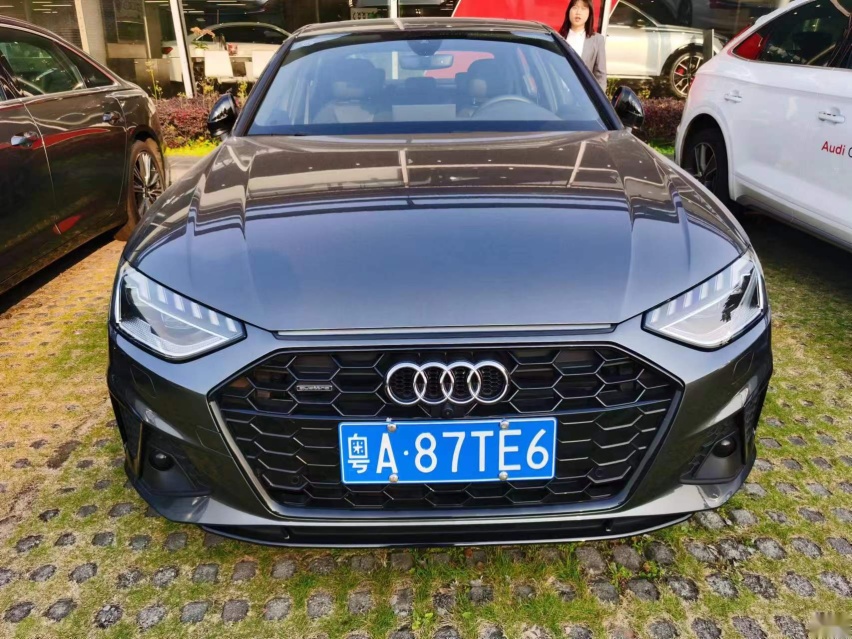 手握30万元买豪车，宁可选前驱的奥迪A4L，也不要后驱的宝马3系？