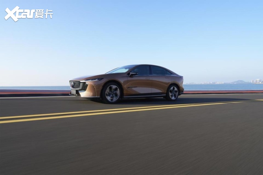 13.98万起售交个朋友 新合资时代第一车MAZDA EZ-6正式上市