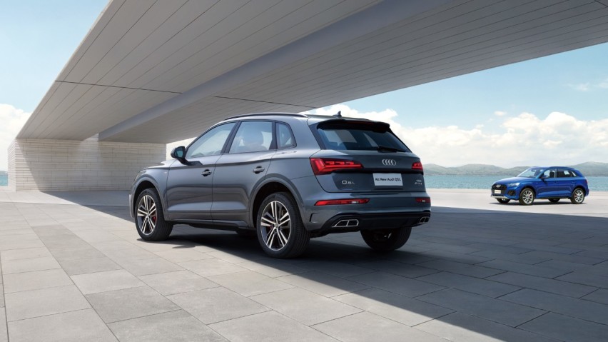 不惑之年咬牙入手一辆豪华中型SUV，Q5L还是航海家？