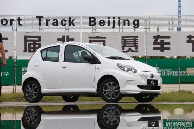 5.99万元起售的纯电汽车，续航305公里，加速性能5.9秒
