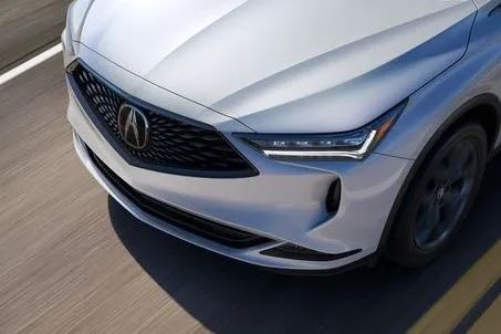 这台最新的豪华旗舰SUV，能叫板BBA吗？