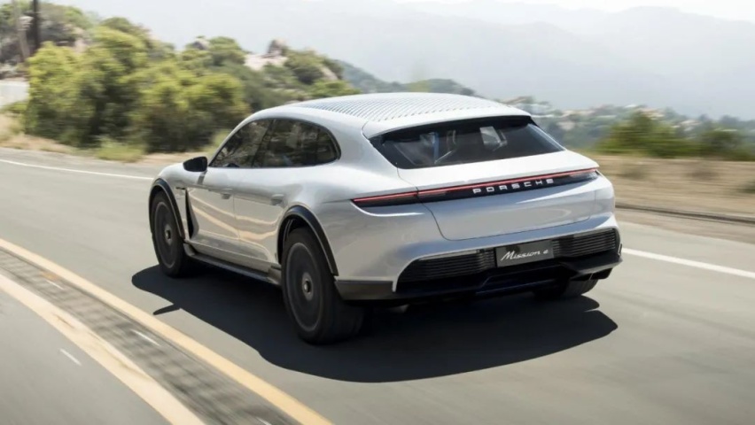 2021年性能车要全面电动化？ 看看坚持用发动机的还有几家！